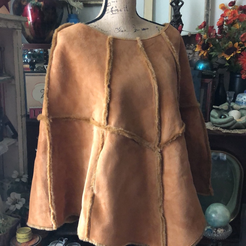 Ugg Poncho Size S/P-M - Picture 2 of 10